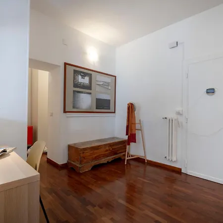 Apartamento Guesthost - Bright Balcony Flat In *
